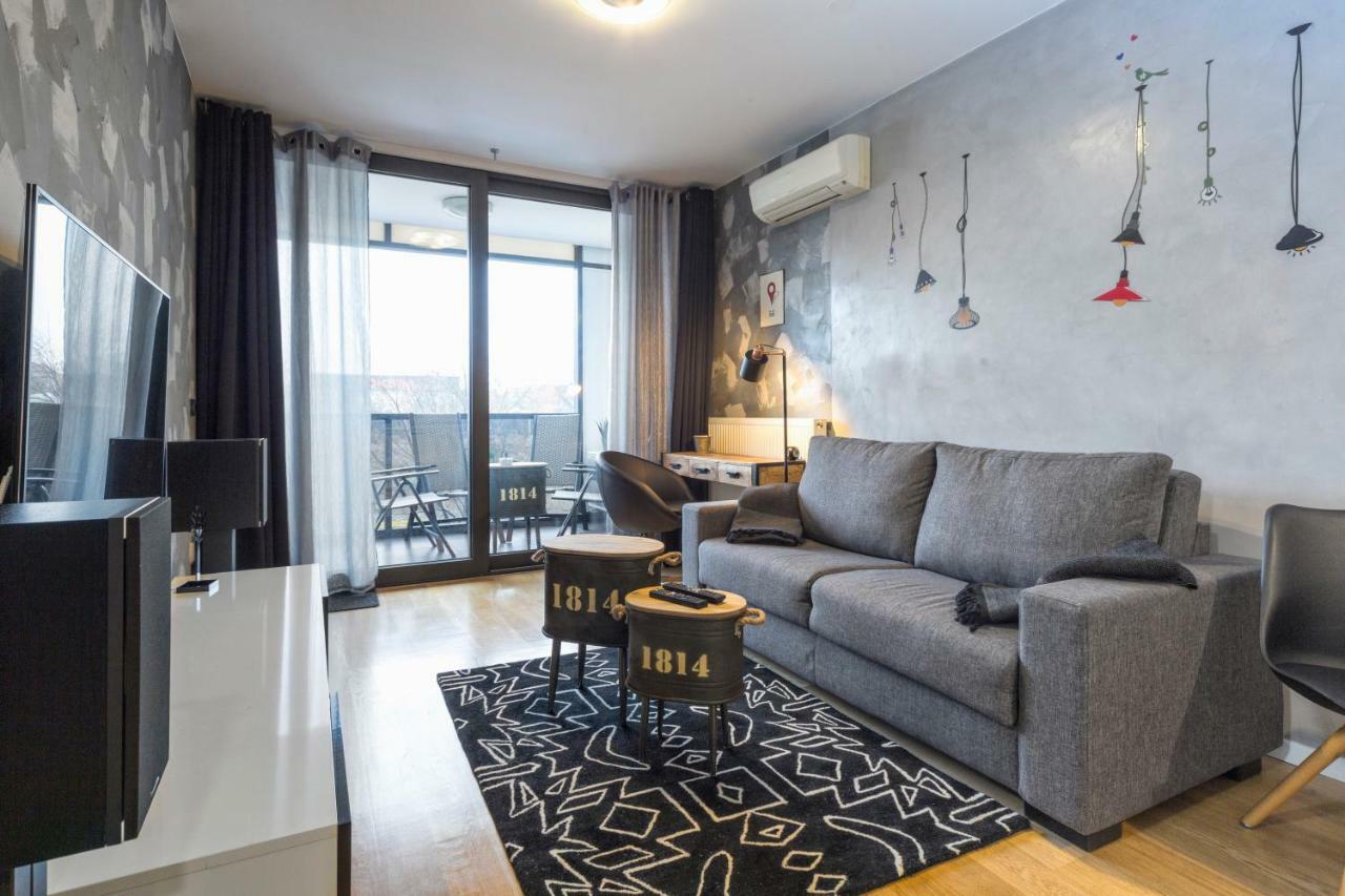 New Gallery West 101 * Zagreb